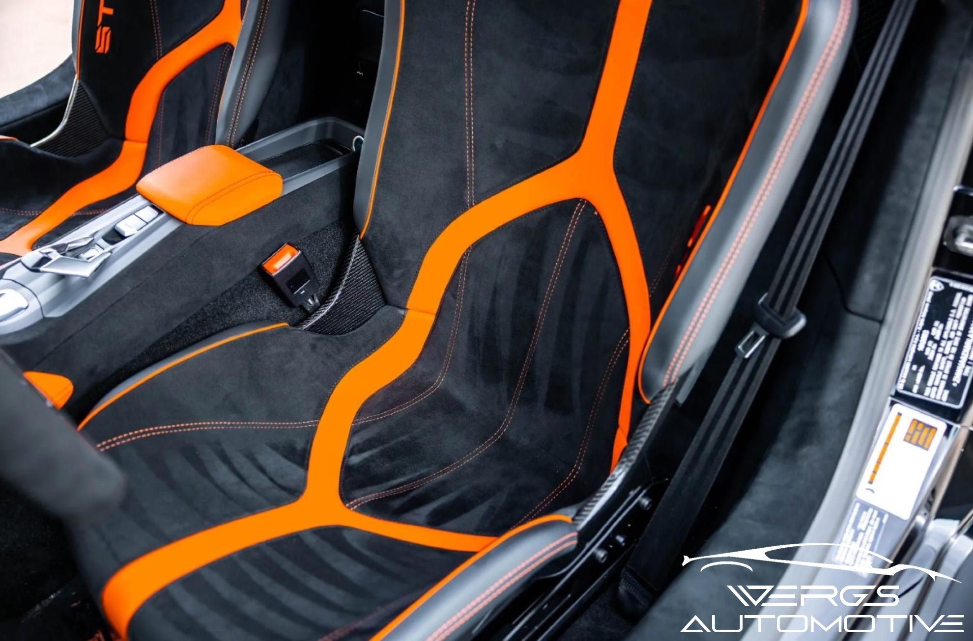 2024 Lamborghini Huracan STO Coupe