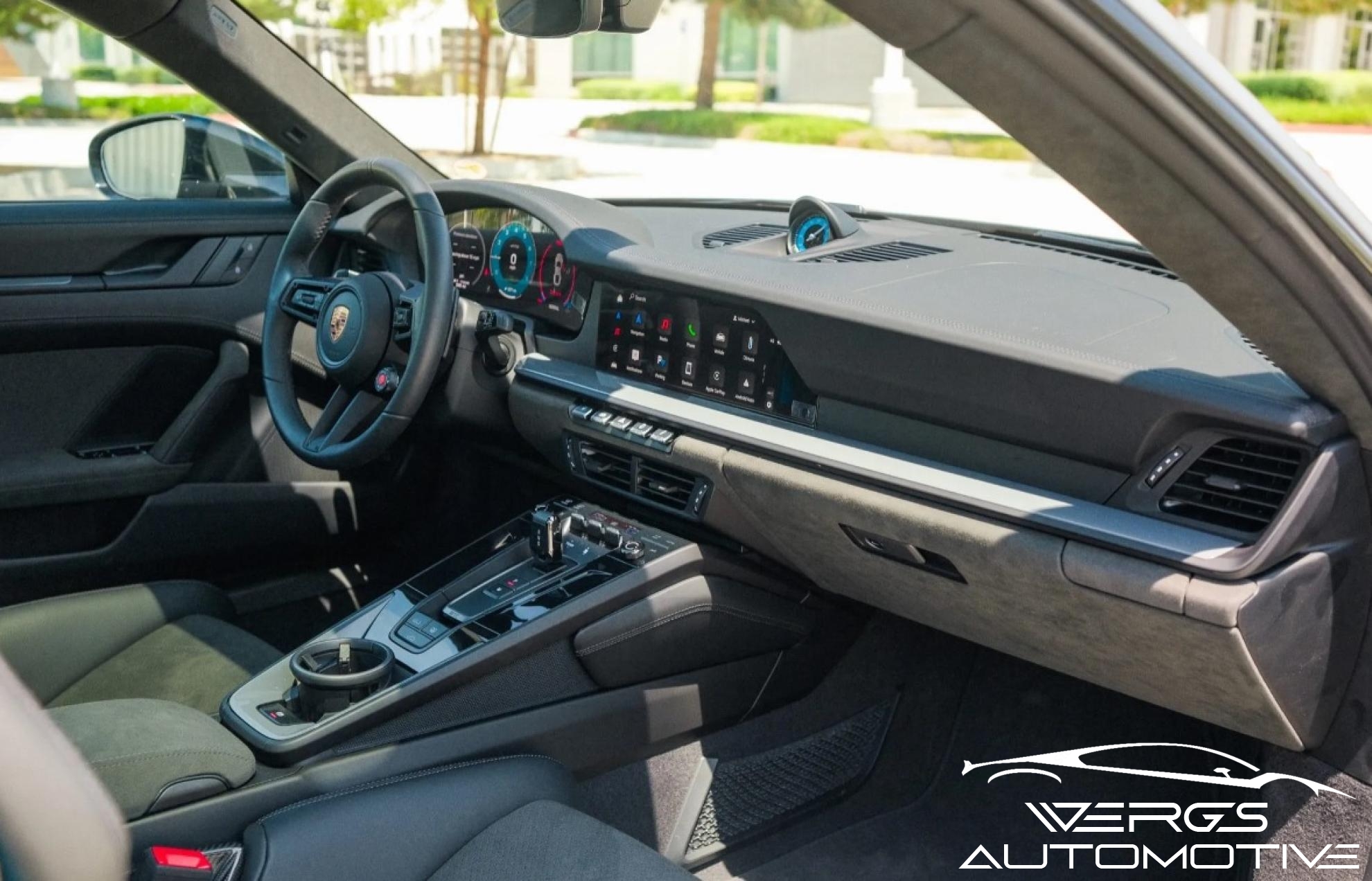 2025 Porsche 911 Carrera GTS T-Hybrid Coupe