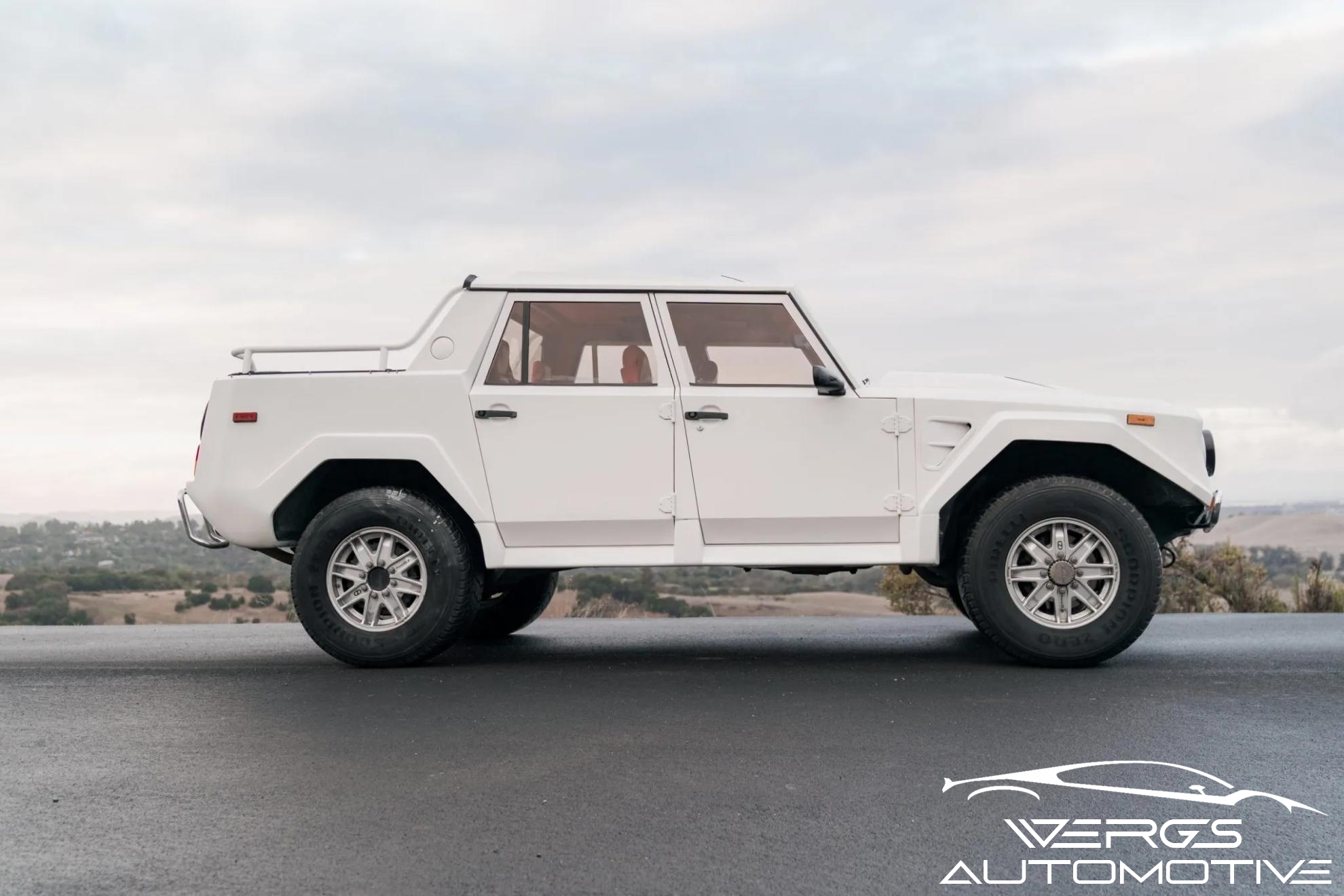 1991 Lamborghini LM002
