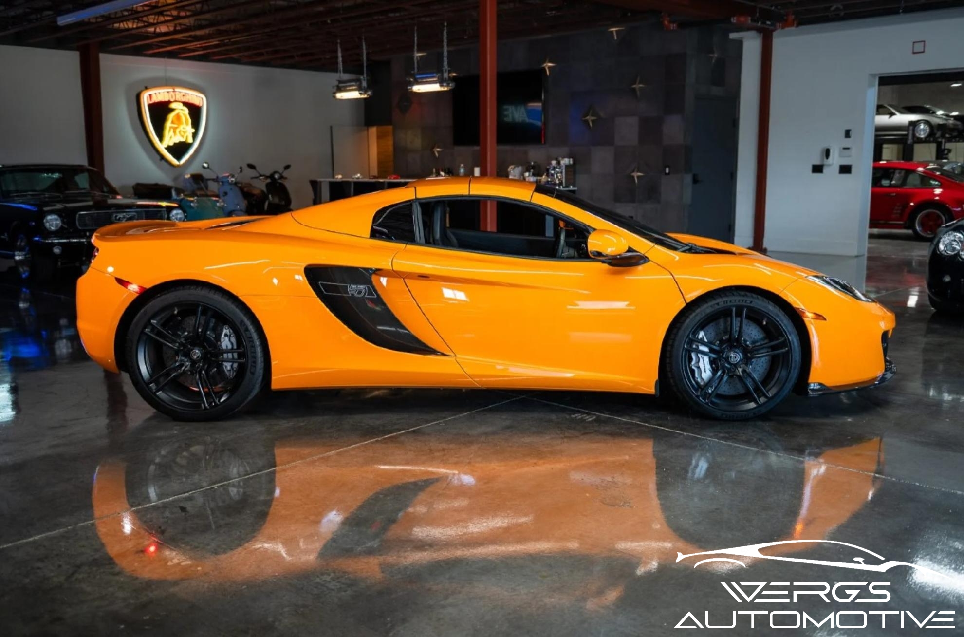 2014 McLaren 12C Spider 50th Anniversary Edition