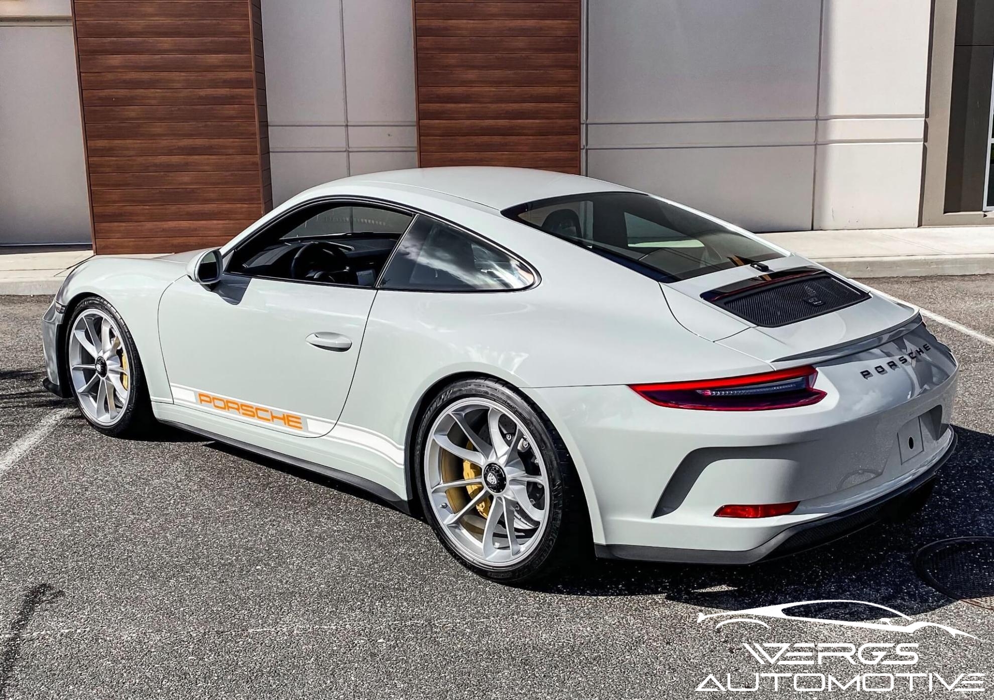 2018 Porsche 911 GT3 Touring Coupe