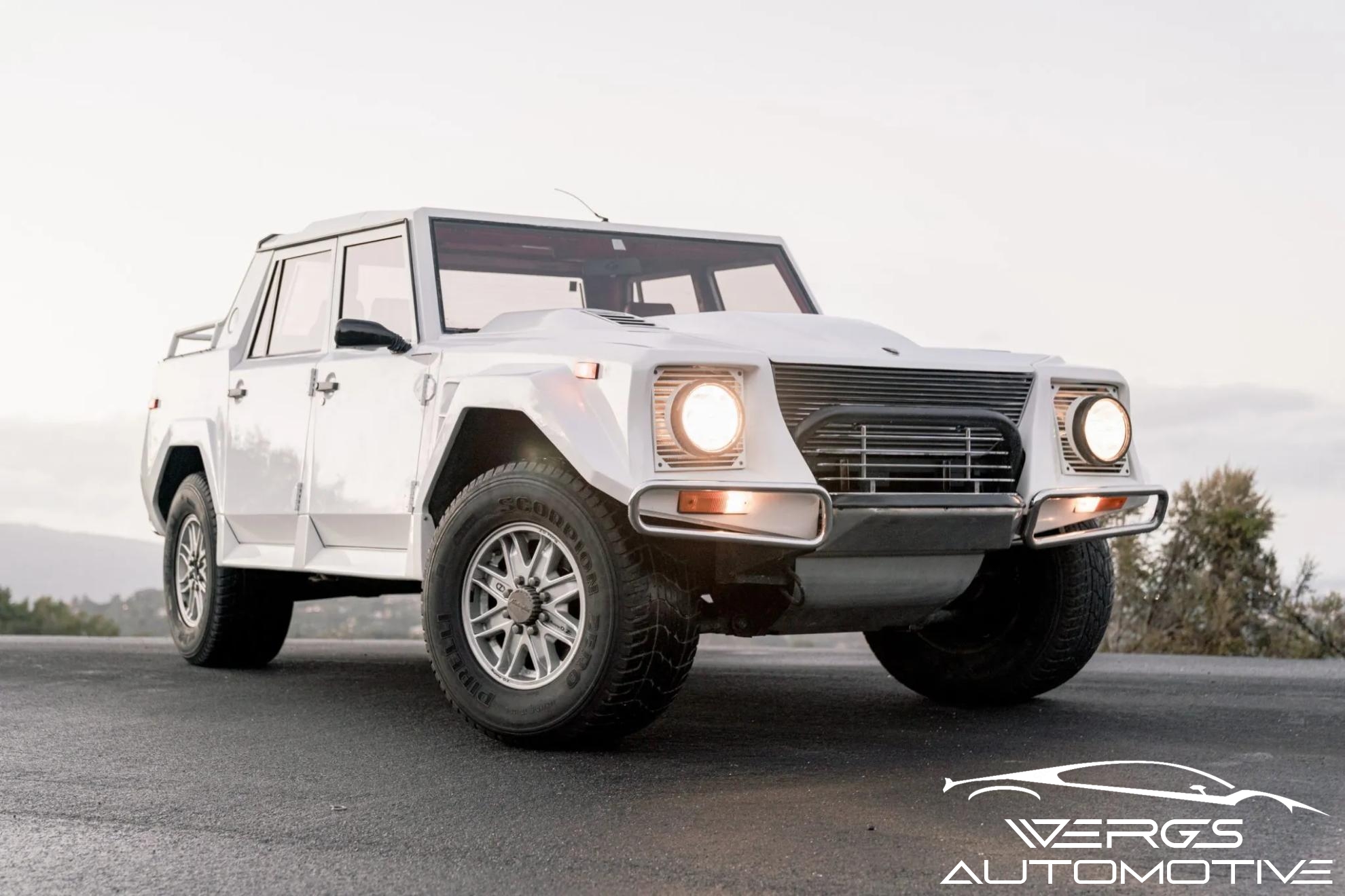 1991 Lamborghini LM002